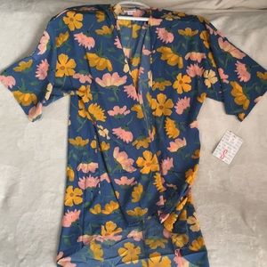 Small Lularoe Lindsay, brand new with tags.